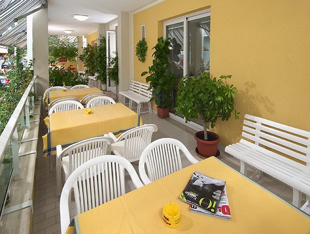 Hotel Vienna Senigallia Kültér fotó